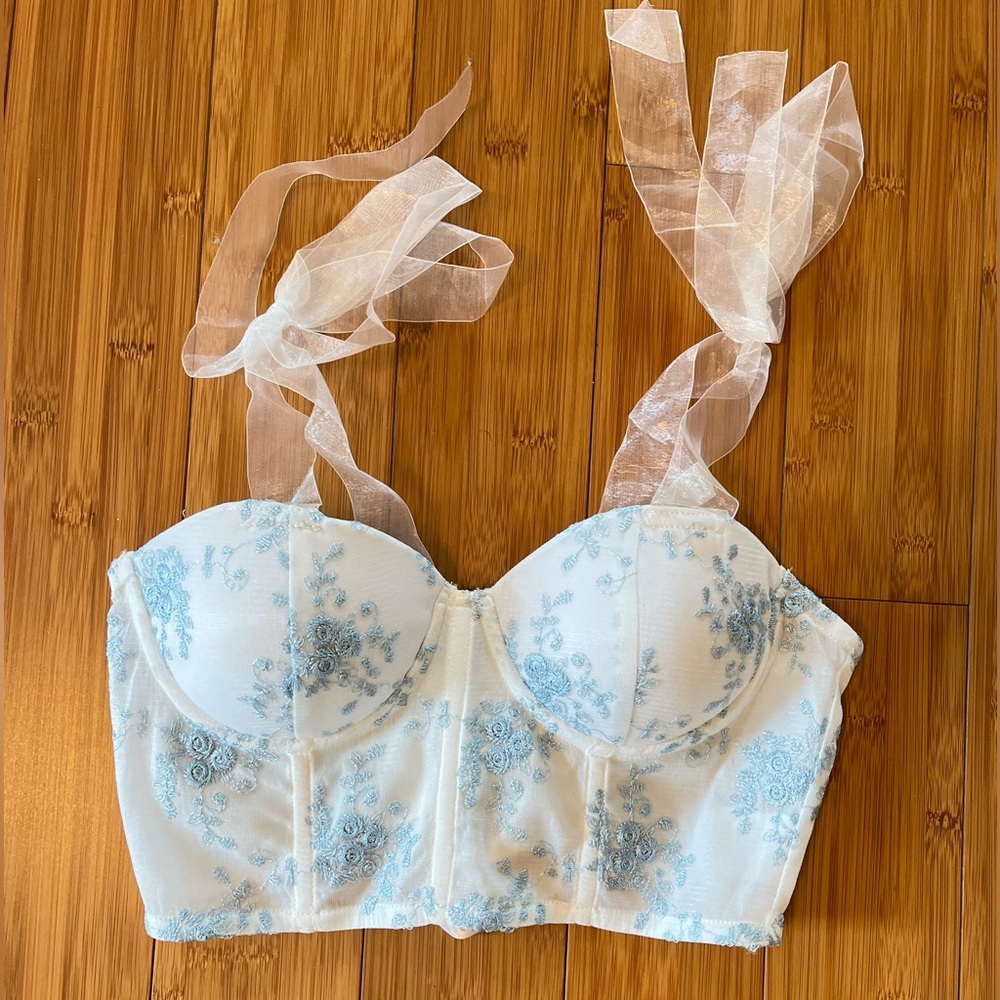 Elegant Floral Embroidered Bustier Crop Top